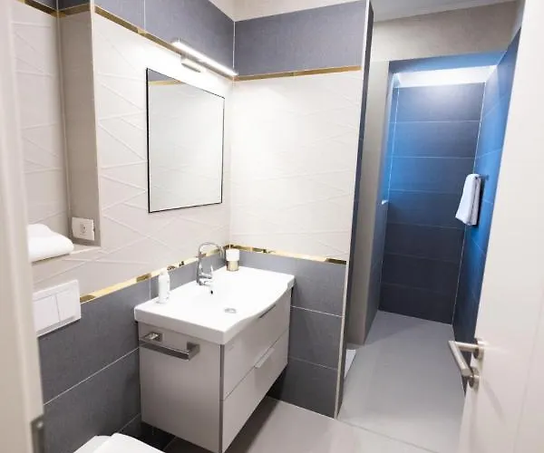 Ava By Nora Apartment *